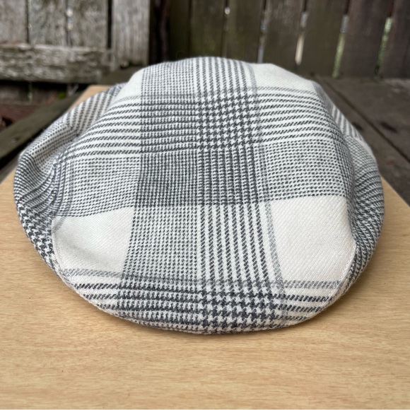 Anthony Peto Wool Plaid Flat Cap in Cream & Gray Sz 58 - Picture 8 of 14